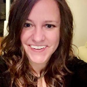 Meet your Posher, Elise